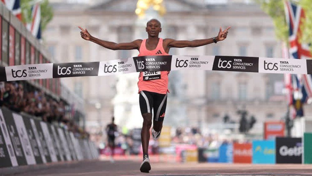 Video: Weltrekord: Erster Mensch läuft Marathon unter zwei Stunden