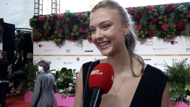 Lilly Krug verrät, wofür sie ihre Mama Veronica Ferres bewundert
