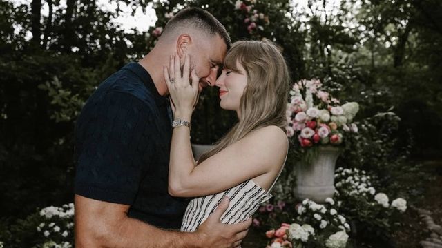 Taylor Swift verlobt! Travis Kelces Vater plaudert aus dem Nähkästchen