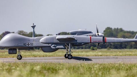 Erstflug der Heron TP: Bundeswehr hat nun bewaffnete Aufklärungsdrohne
