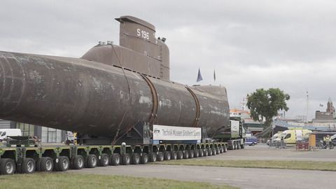 U-Boot reist ins Museum - Stahlkoloss auf letzter Etappe