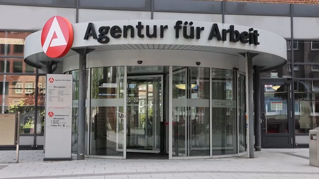 Konjunkturflaute in Deutschland: Zahl der Arbeitslosen steigt deutlicher als im Sommer üblich