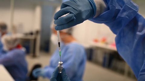 En raison des taux de vaccination contre la COVID-19 «médiocres» : l'OMS tire la sonnette d'alarme