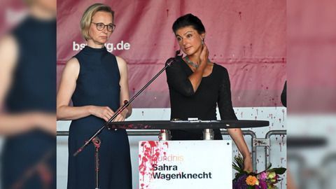 Rote Flüssigkeit: Zwischenfall bei Wagenknecht-Veranstaltung