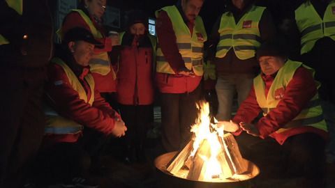 Busse in Hamburg stehen still: Warnstreik beim Busunternehmen VHH begonnen
