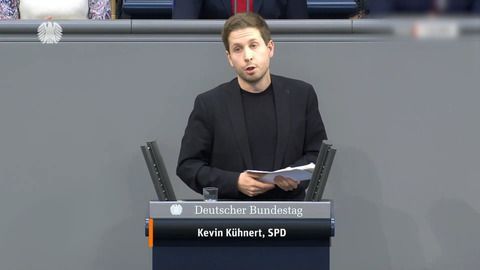 Emotionaler Abschied: Kevin Kühnert verlässt die Politik