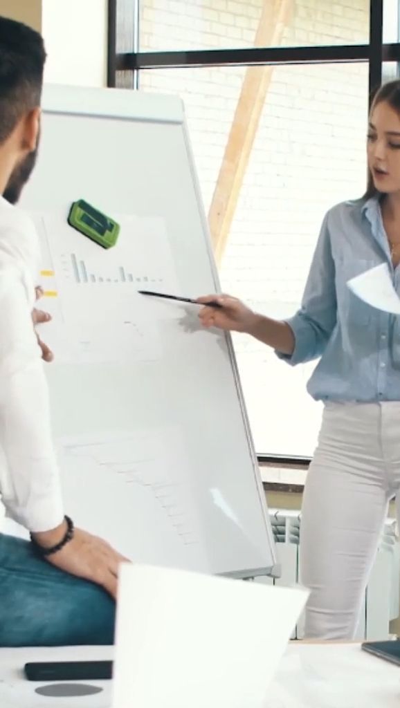 Video: Umfrage: Arbeit als Sinn des Lebens verliert an Bedeutung