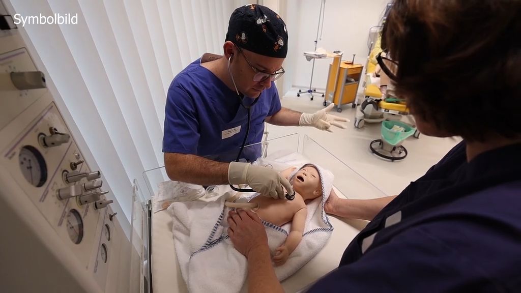 Video: Erfolg für Hebammen: Einigung auf mehr Geld und weniger Bürokratie