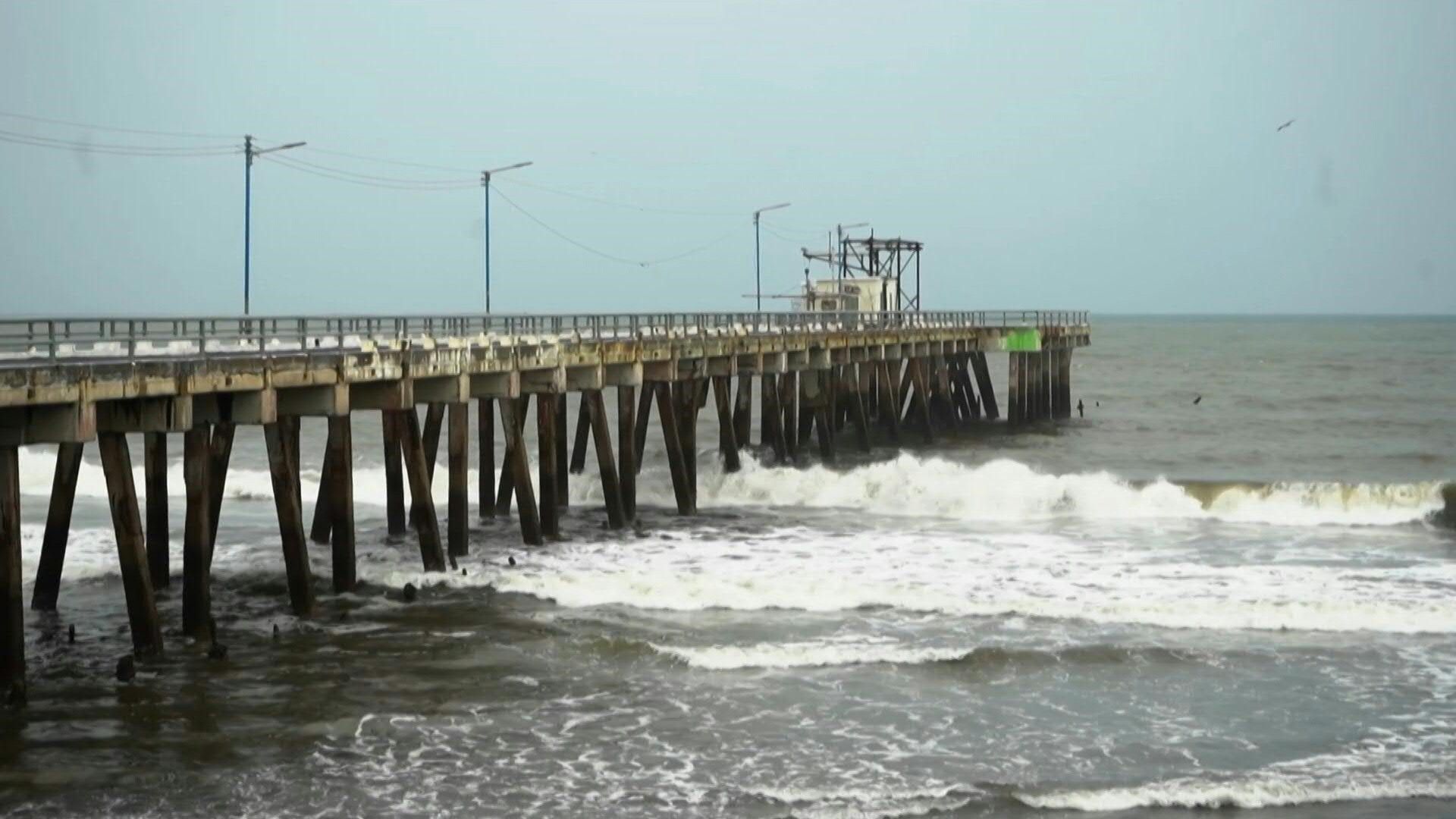 Rains in El Salvador as tropical storm Pilar scrapes past Central America