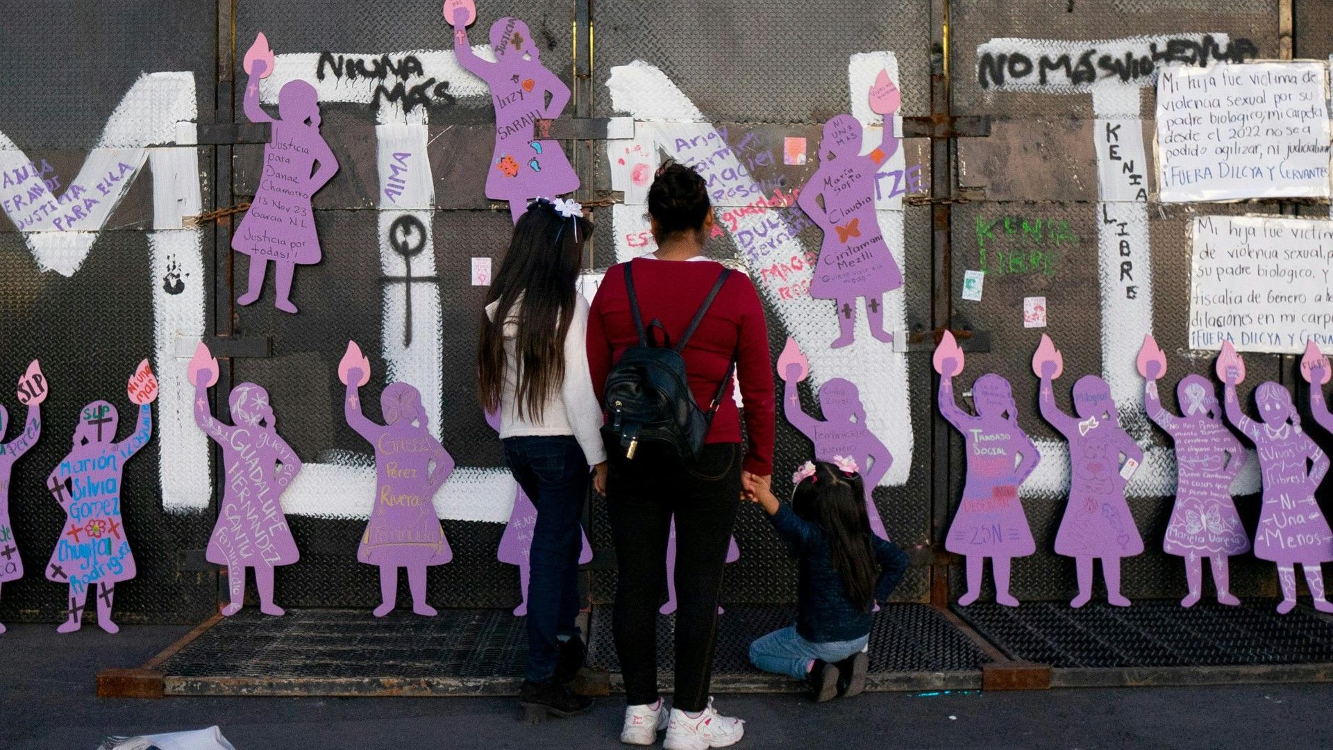 Weltweit Demonstrationen gegen Gewalt gegen Frauen