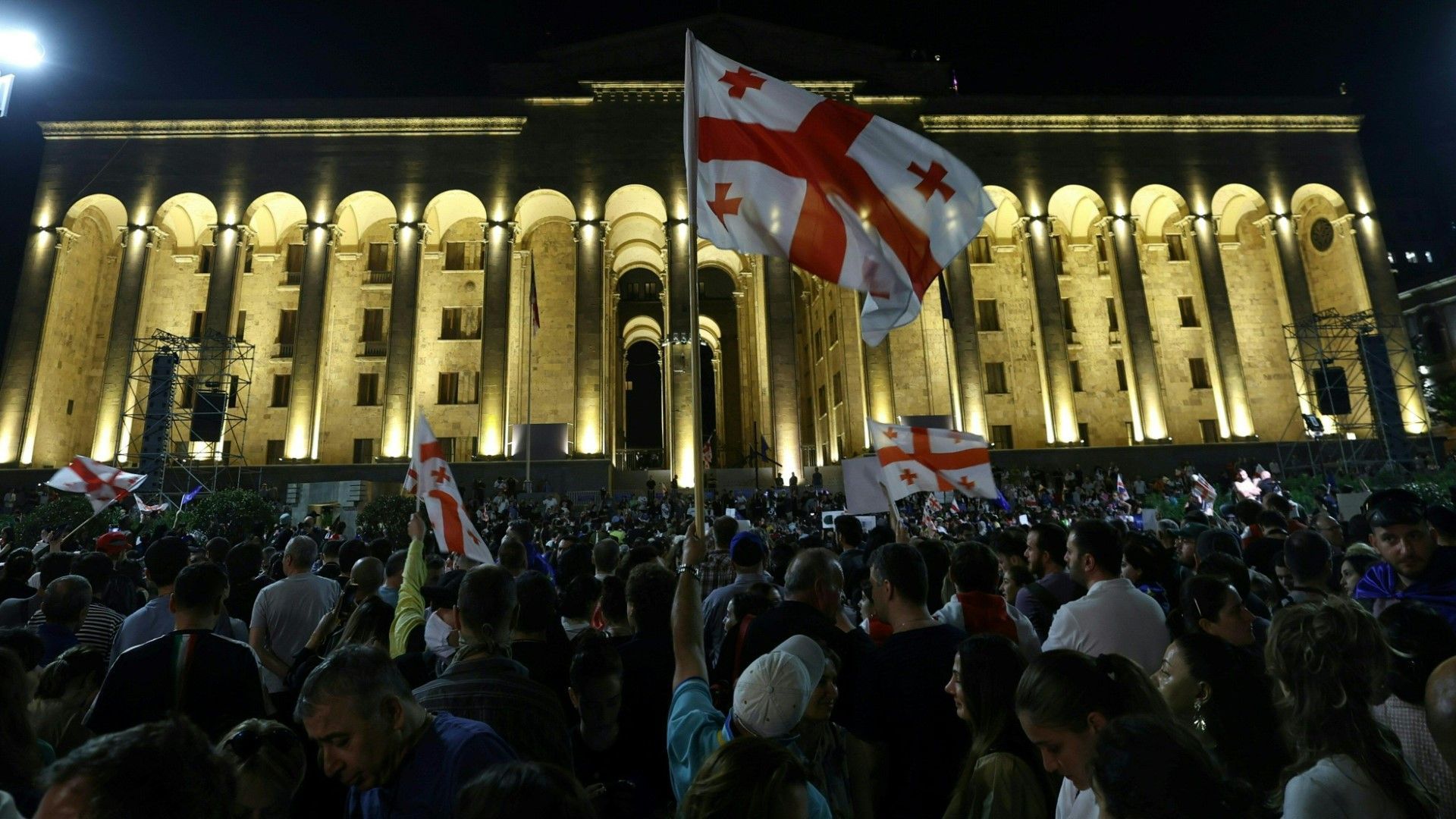 Georgien: Parlament verabschiedet umstrittenes Gesetz in zweiter Lesung