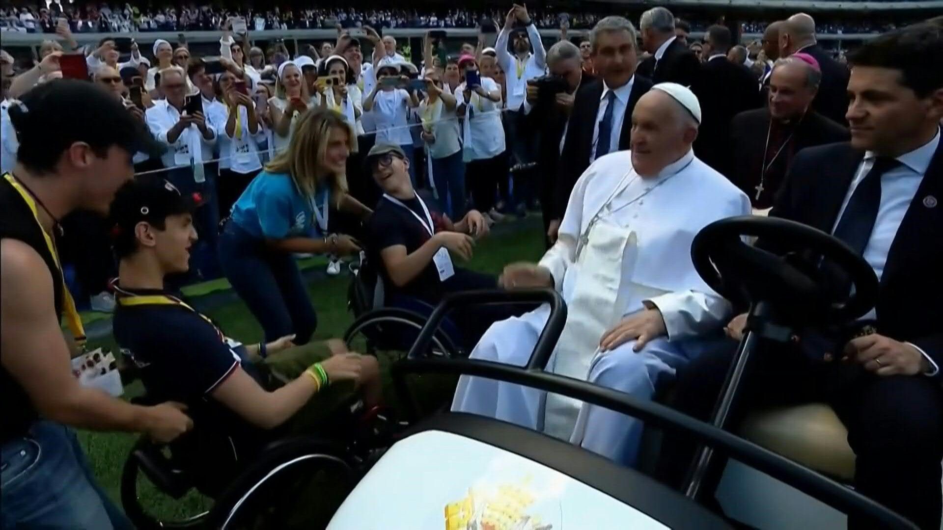 Pope Francis leads mass at Verona's Bentegodi Stadium