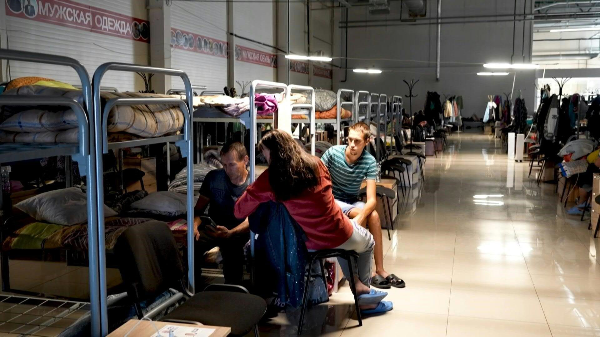 Leben im Provisorium: Flucht vor ukrainischen Angriffen