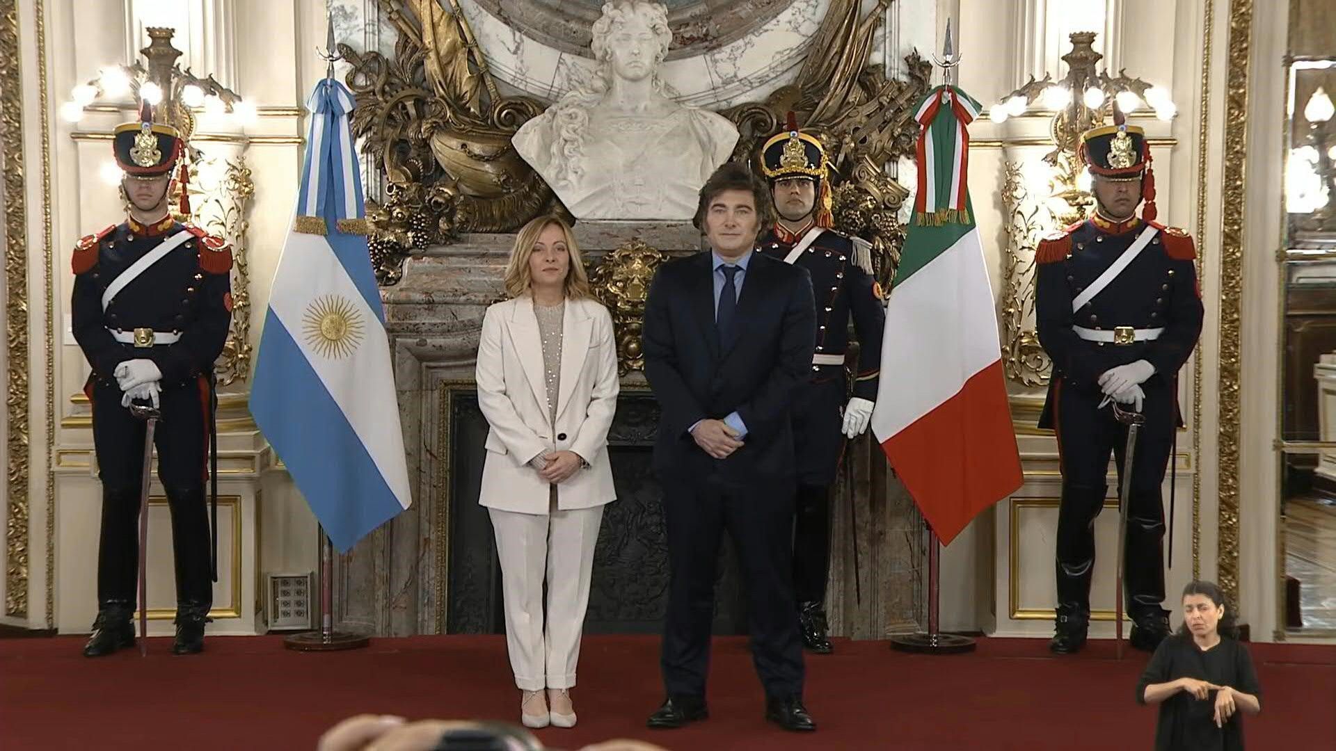 Argentina's Milei welcomes Italy's Meloni at presidential palace