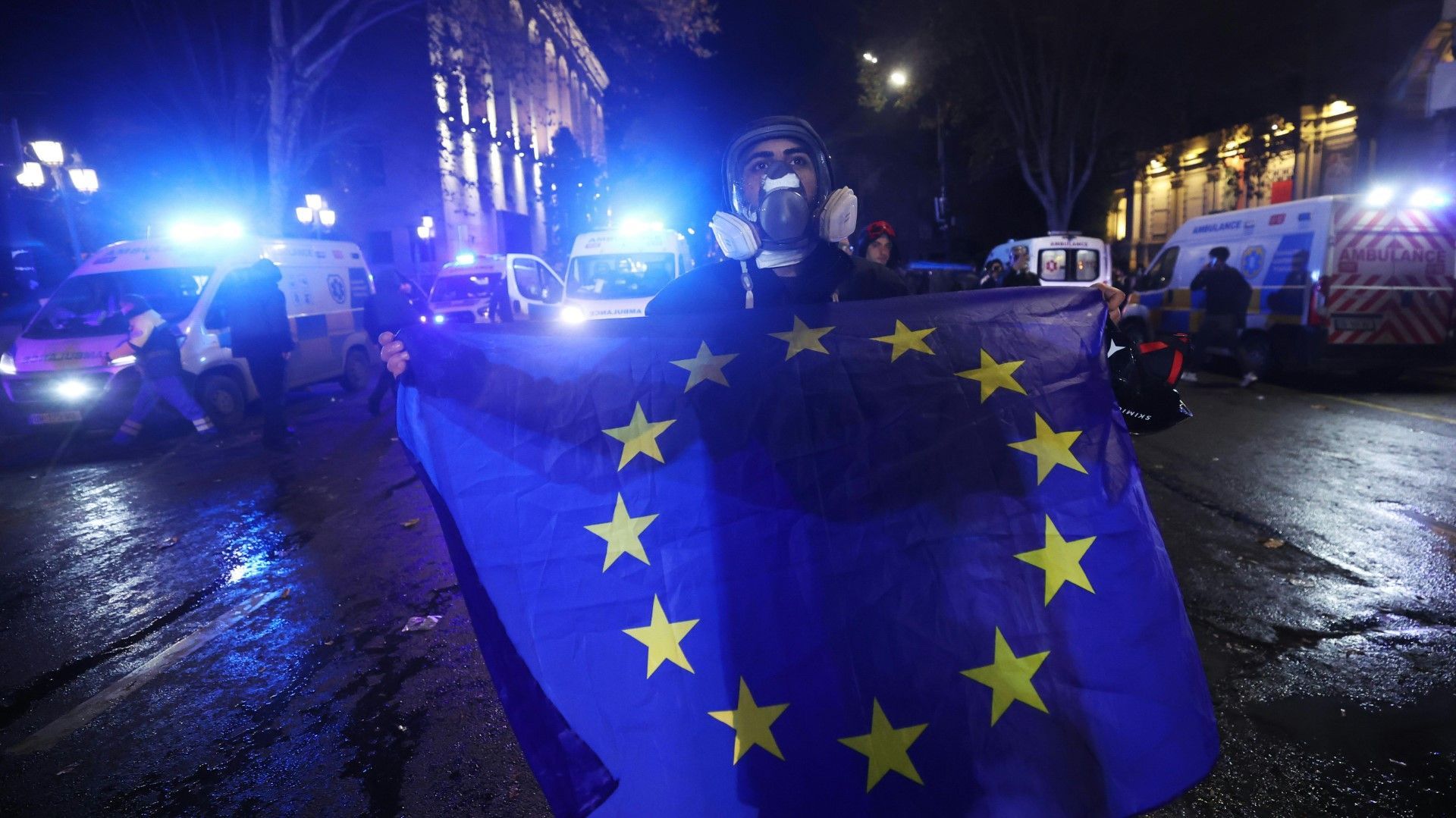 Georgiens Regierung setzt EU-Beitrittsprozess aus - Proteste in Tiflis