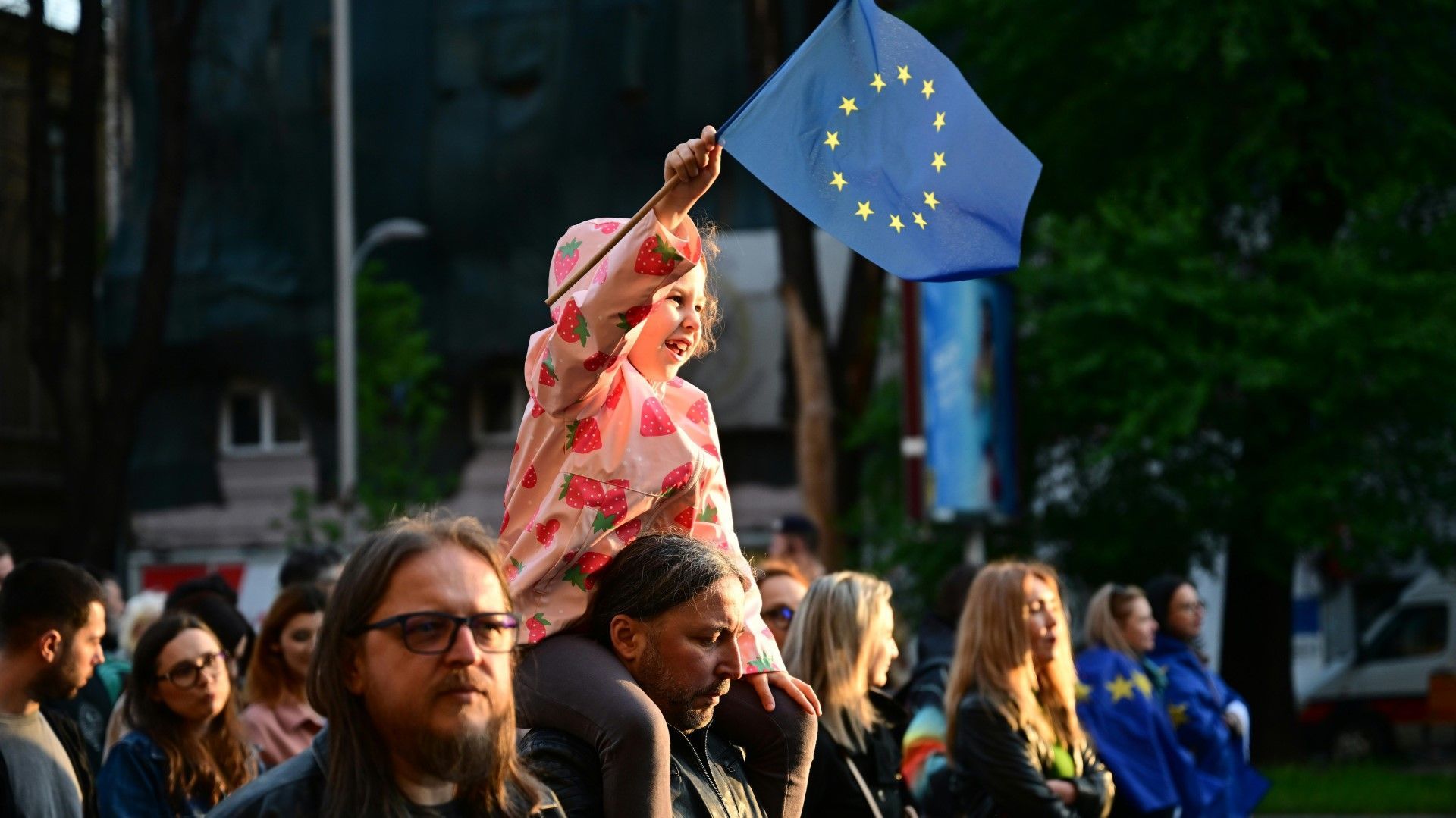 Rumänien: EU-Anhänger demonstrieren vor Präsidentschaftswahl