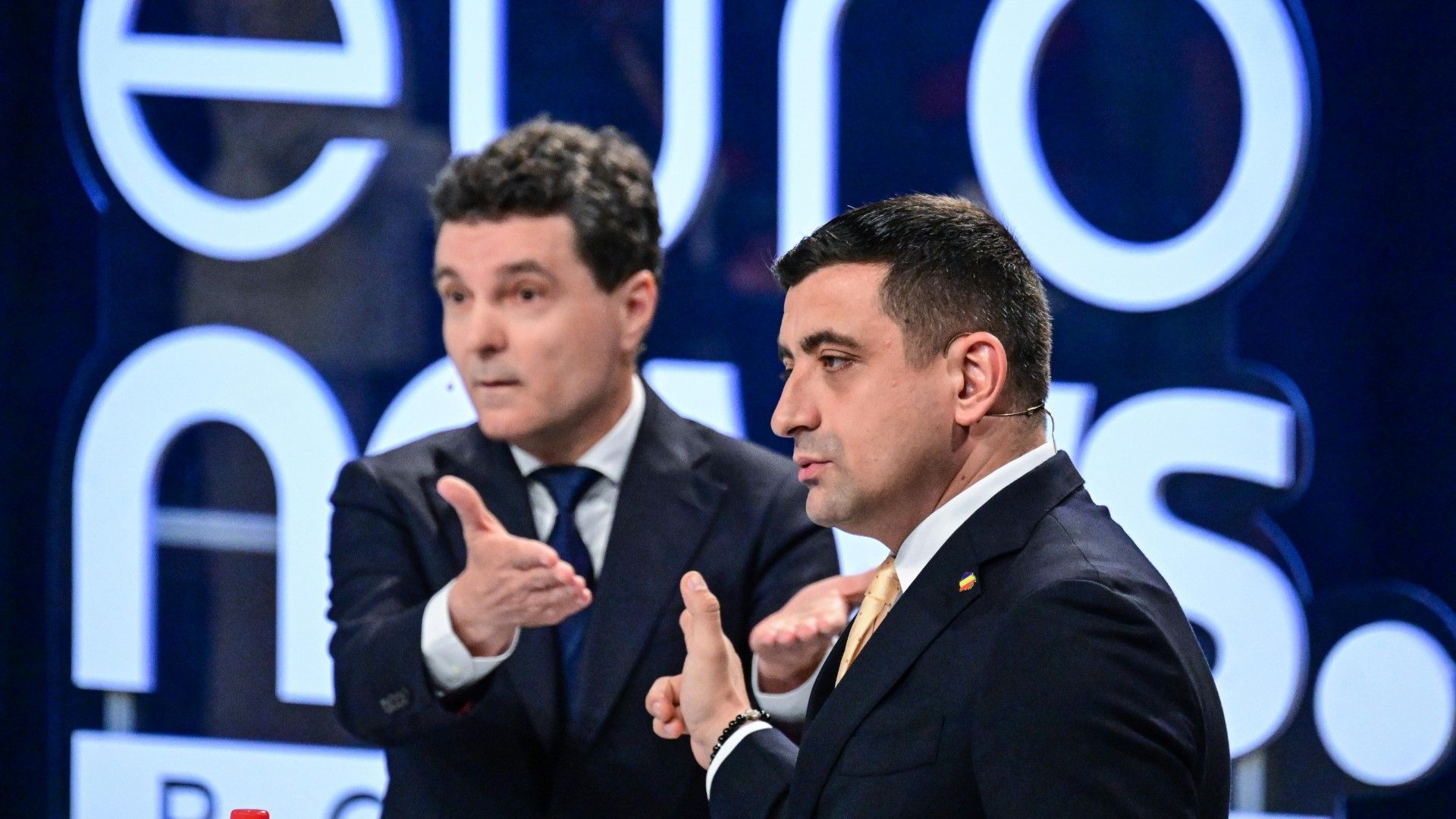 Präsidenten-Stichwahl in Rumänien: Ultrarechter gegen Pro-Europäer