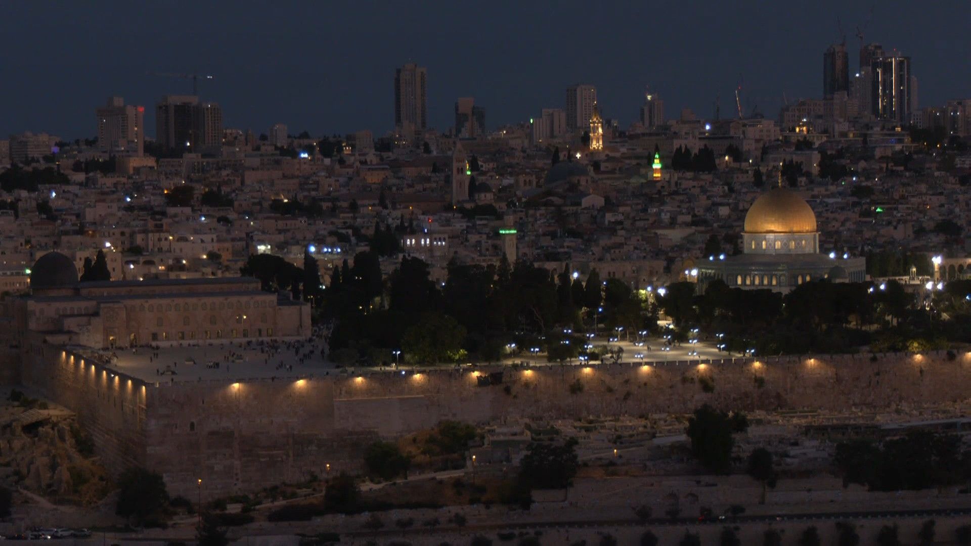 Jerusalem: Muslim worshippers perform Eid prayer at Al-Aqsa mosque