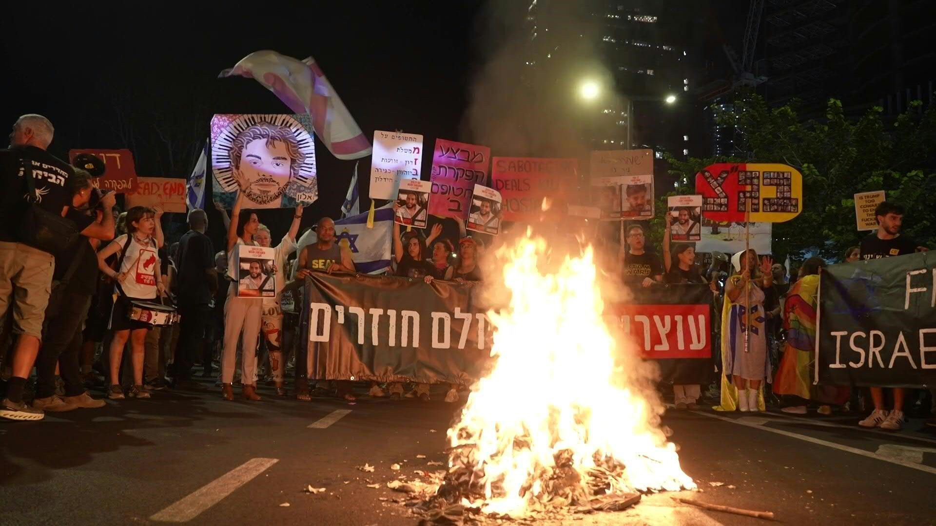 Israel: Zehntausende protestieren gegen Netanjahus Blockade-Politik