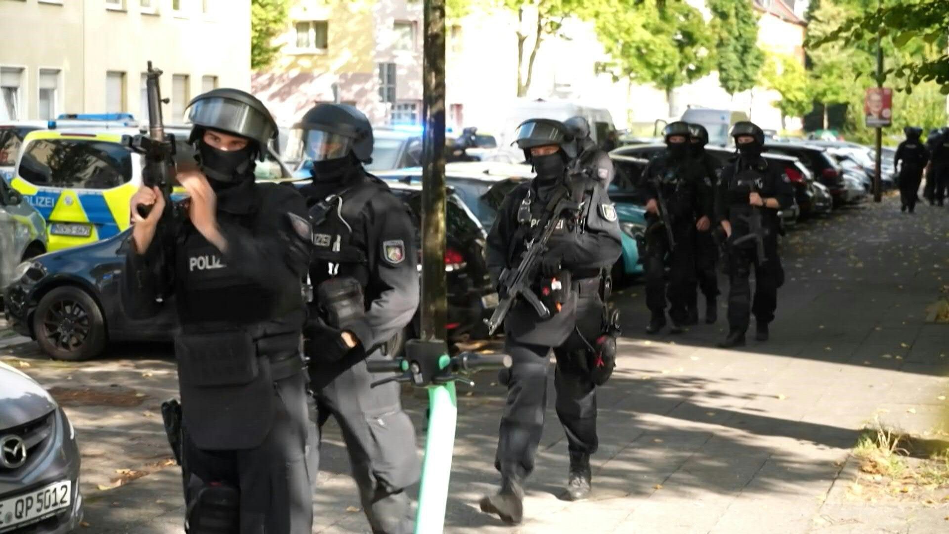 Angriff auf Lehrerin an Berufsschule in Essen: Verdächtiger festgenommen