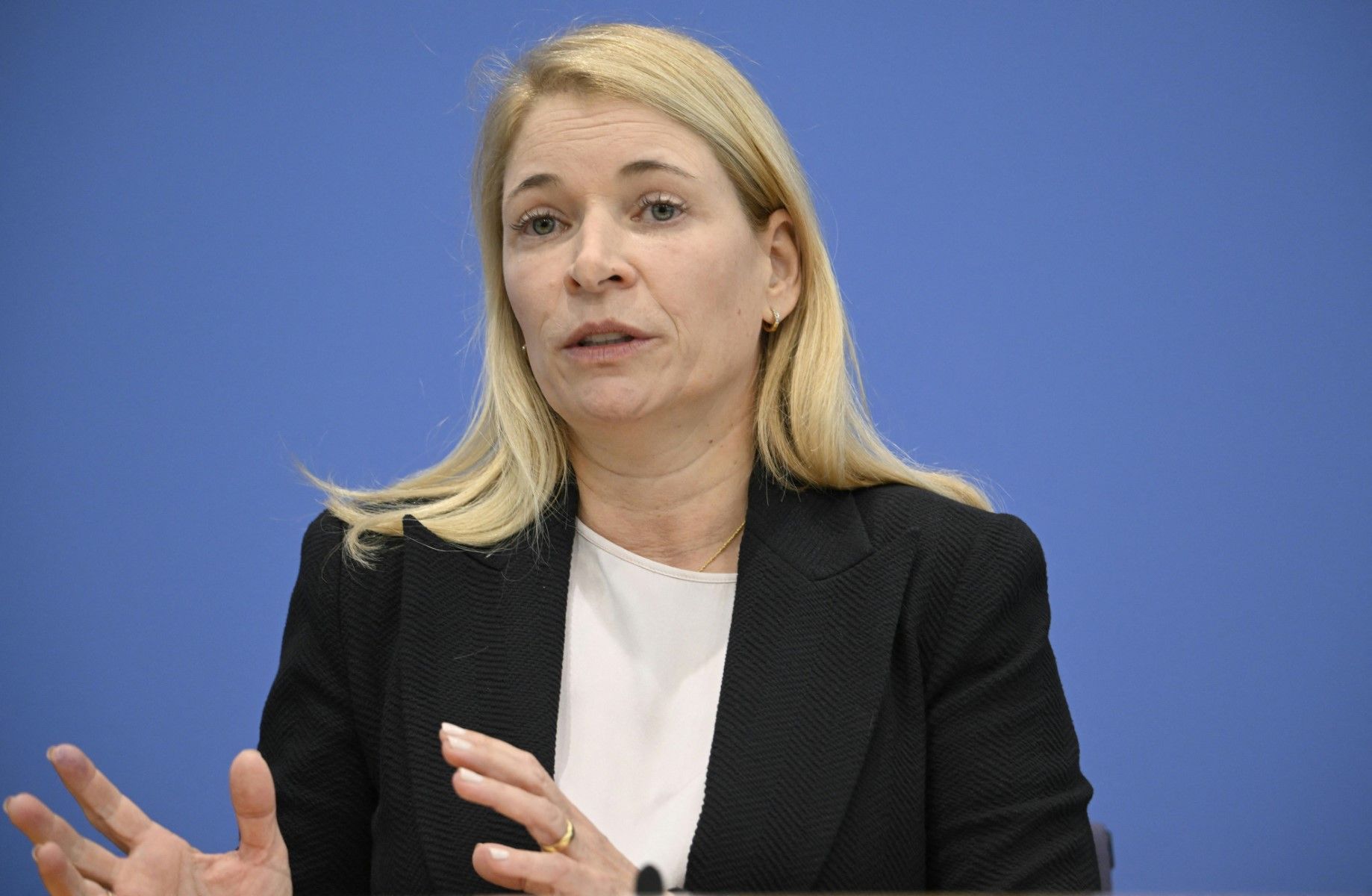 Evelyn Palla als neue Bahn-Chefin bestätigt