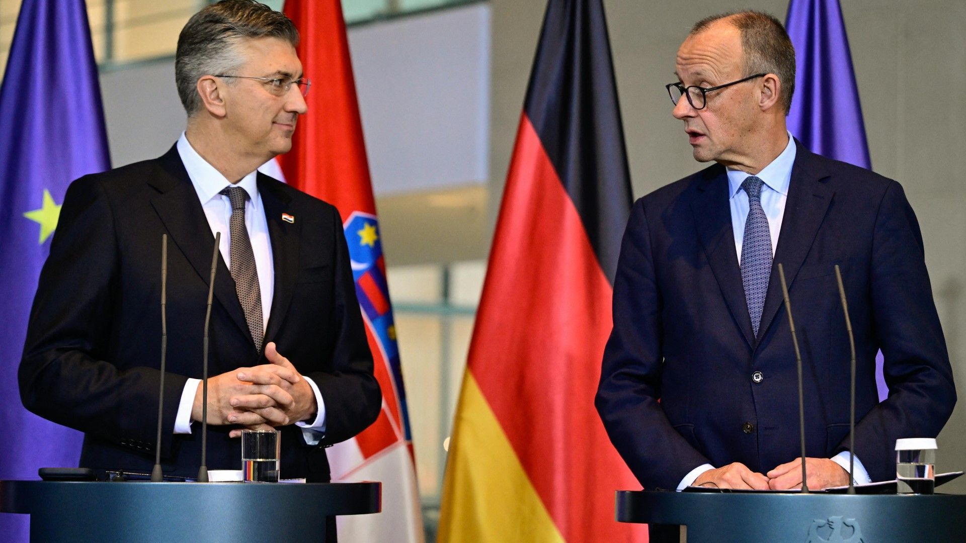 Trumps Kritik an Migrationspolitik in Europa: Merz verweist auf „Kurskorrektur“