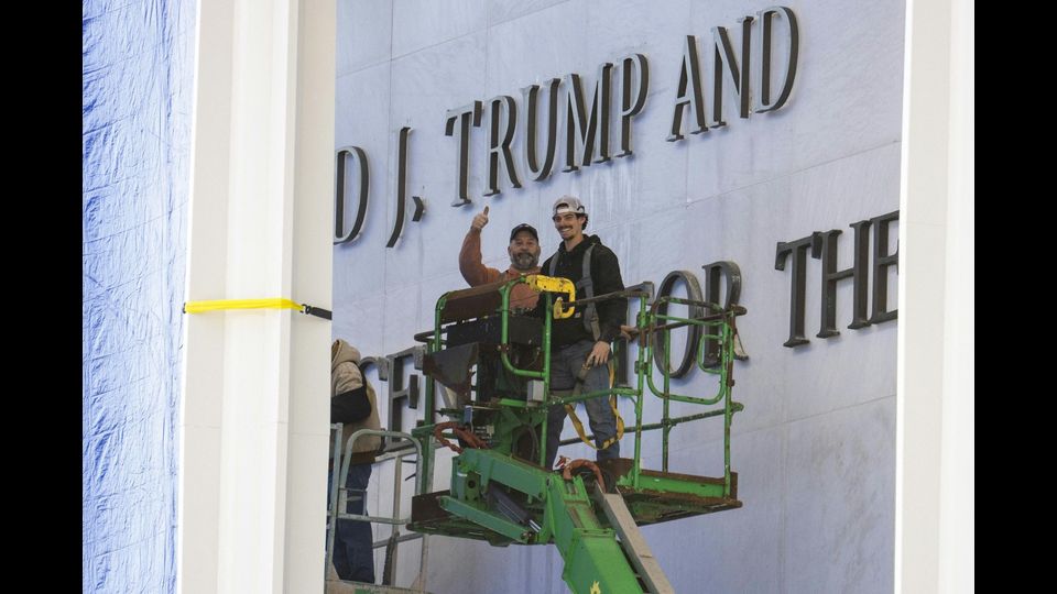 „Erfolg, Schönheit und Pracht“: Trump lässt Trump Kennedy Center umbauen