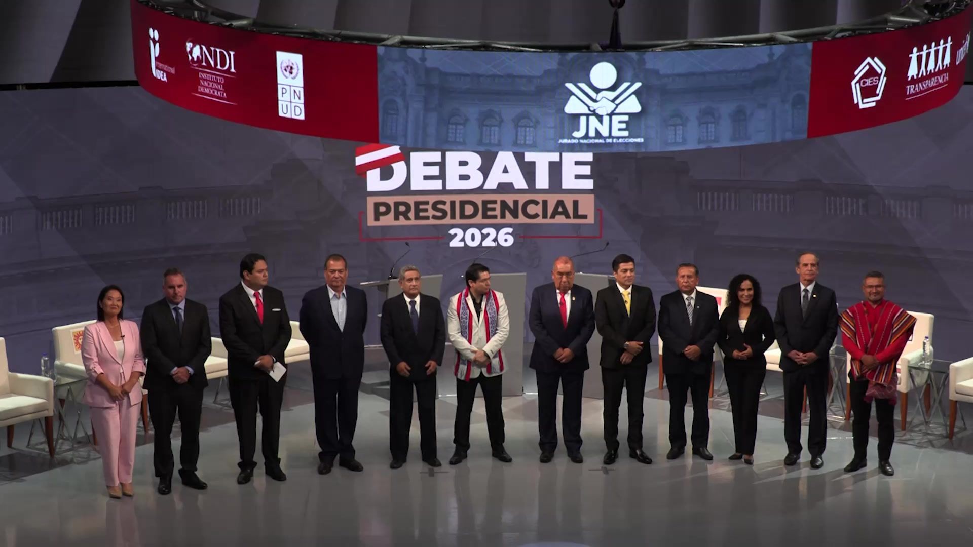Video: Peruvian presidential candidates arrive for third day of debates