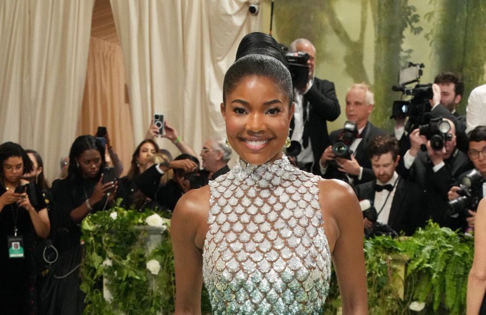 How did Gabrielle Union spend her first big pay cheque?