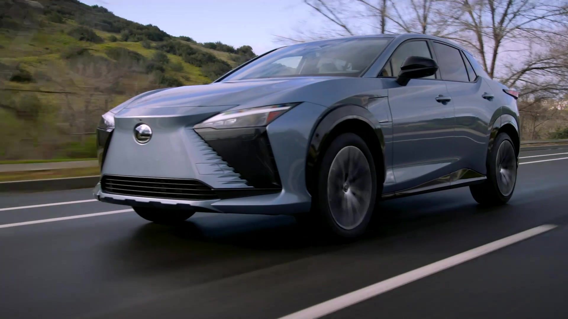 2025 Lexus RZ 450e Premium Ether Driving Video