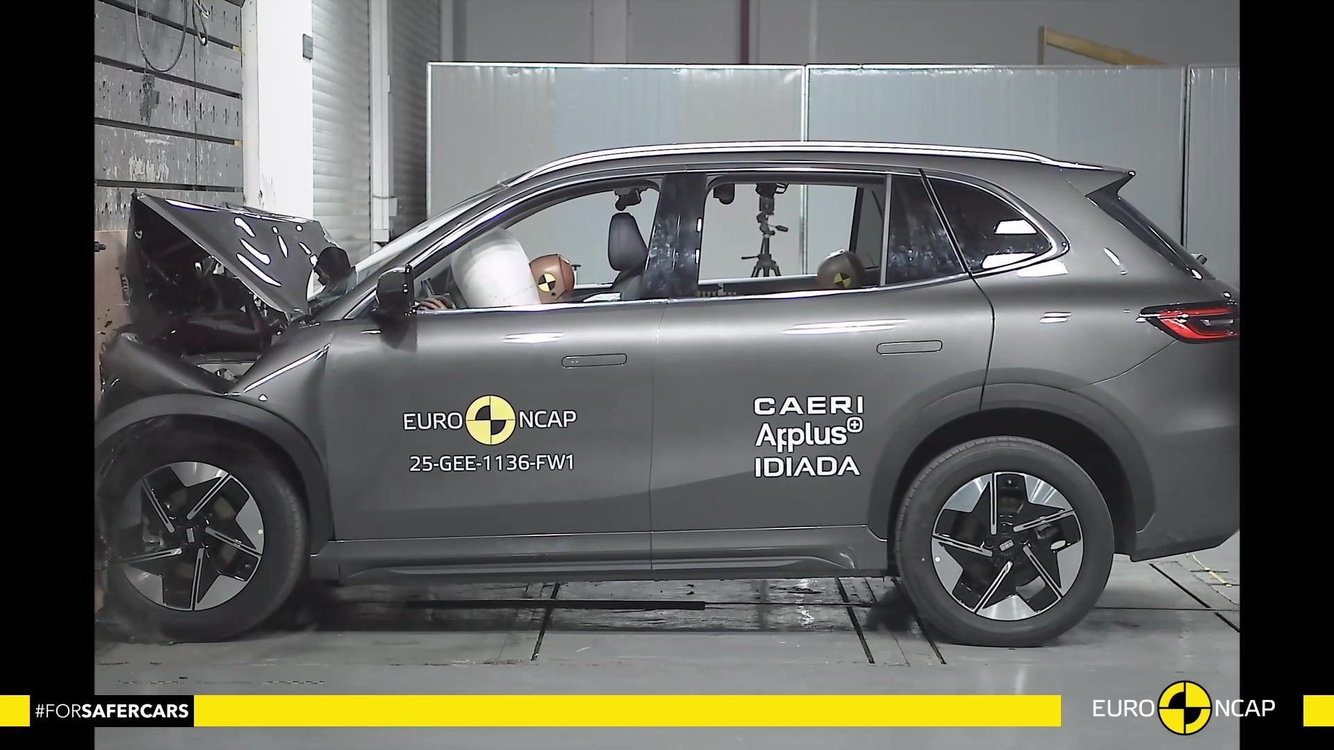 Video: GEELY EX5 - Crash & Safety Tests - 2025