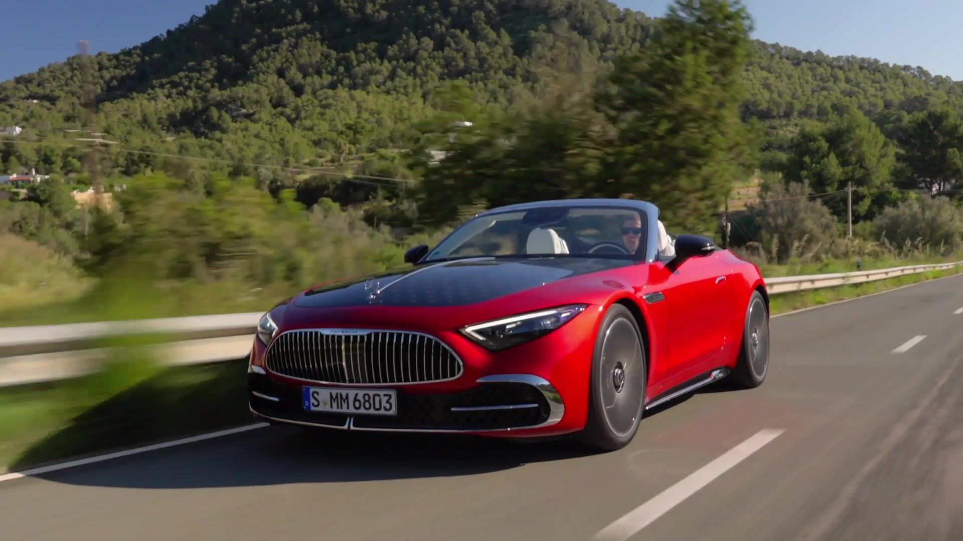 Mercedes-Maybach SL 680 Monogram Series Red Ambience Driving Video