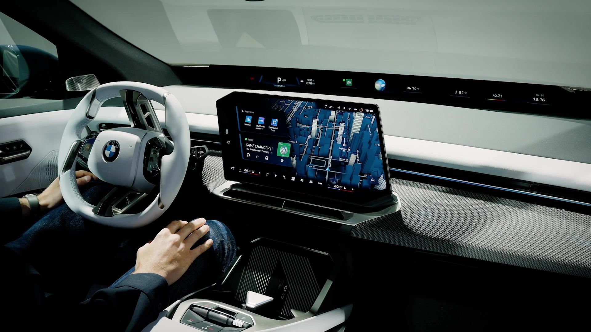 The new BMW iX3 50 xDrive - Pilot for advanced speech for navigation