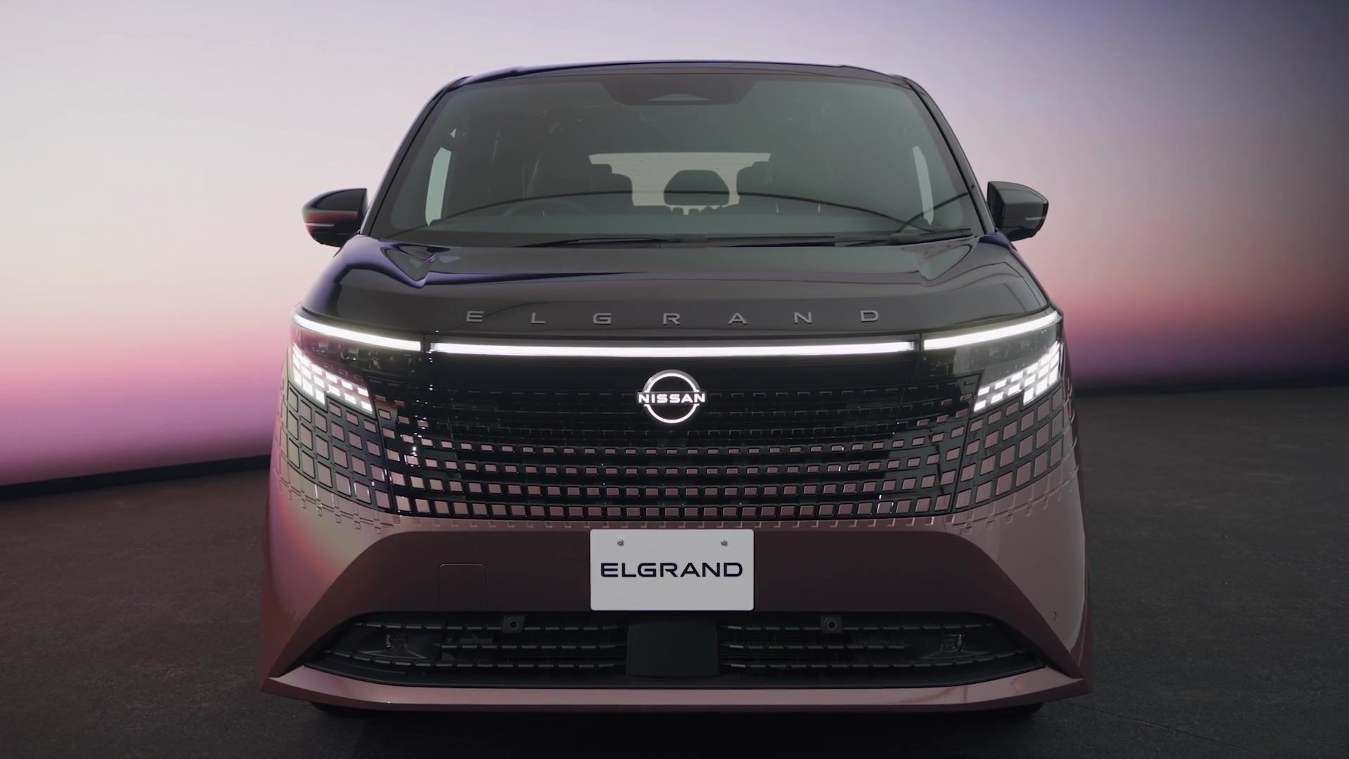 All-new Nissan Elgrand Exterior Design in Studio