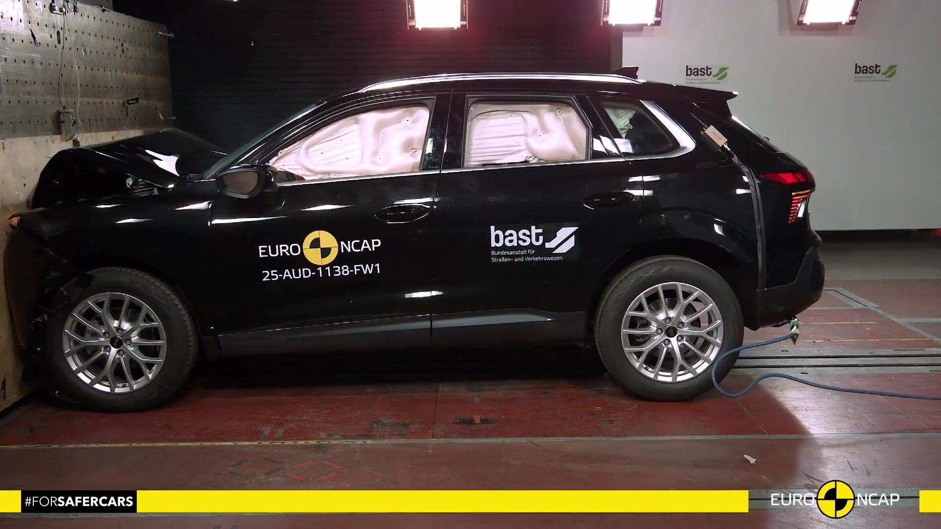 Audi Q3 - Crash & Safety Tests - 2025