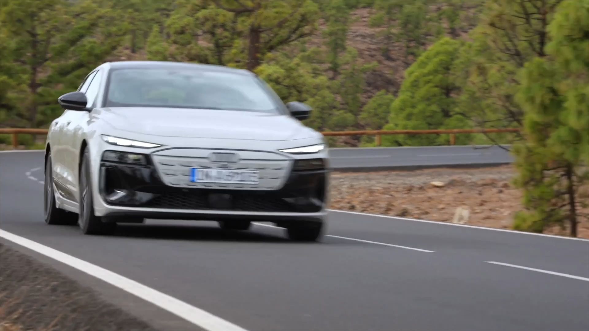 Fahrdynamik neu definiert - Der Audi A6 e-tron und Audi S6 e-tron