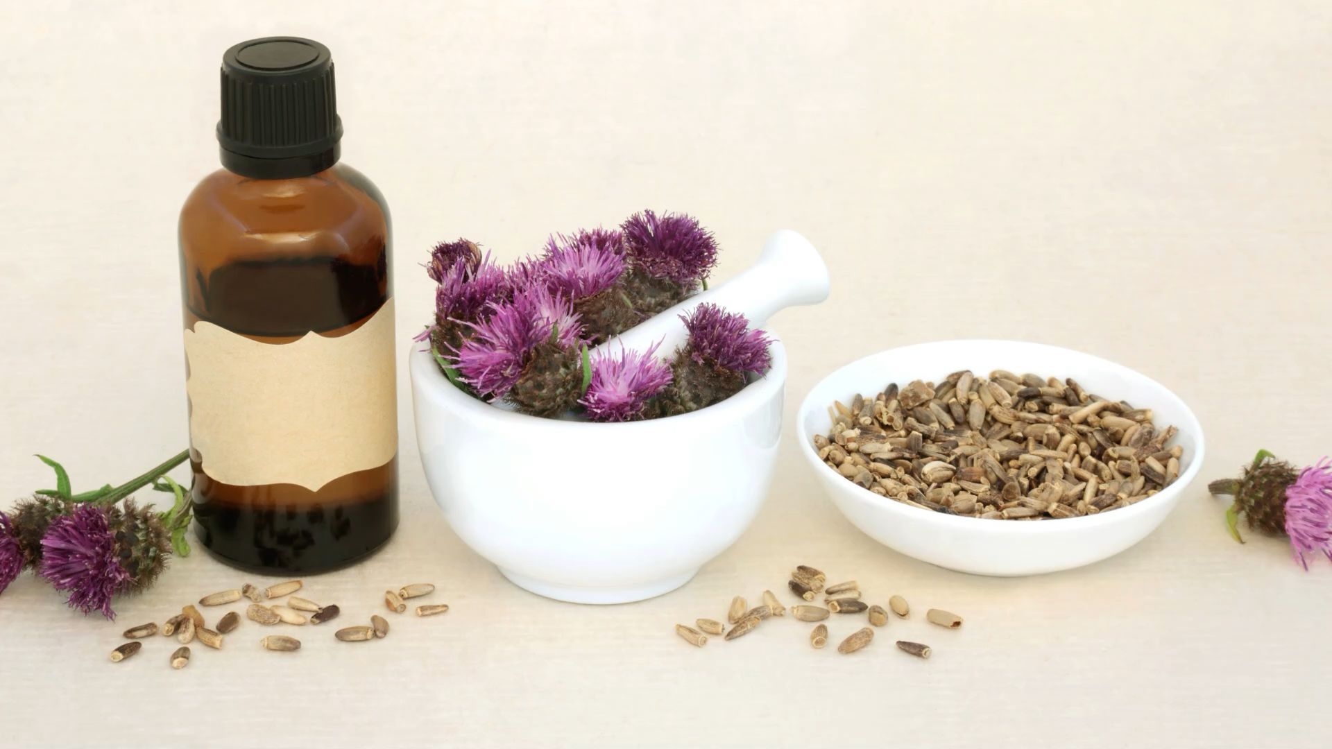 Multitalent Safflower Oil: Insider Tip for Kitchen, Skin, and Hair