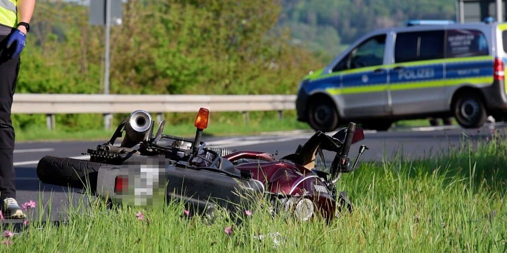 Tragisches Unglück auf der L3176: 81-Jähriger stirbt nach schwerem Crash