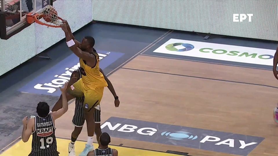 1 / 10: ΑΕΚ - ΠΑΟΚ | Συγκλονιστικό follow κάρφωμα του Γκρέι - Σχεδόν "κατεδάφισε" την μπασκέτα