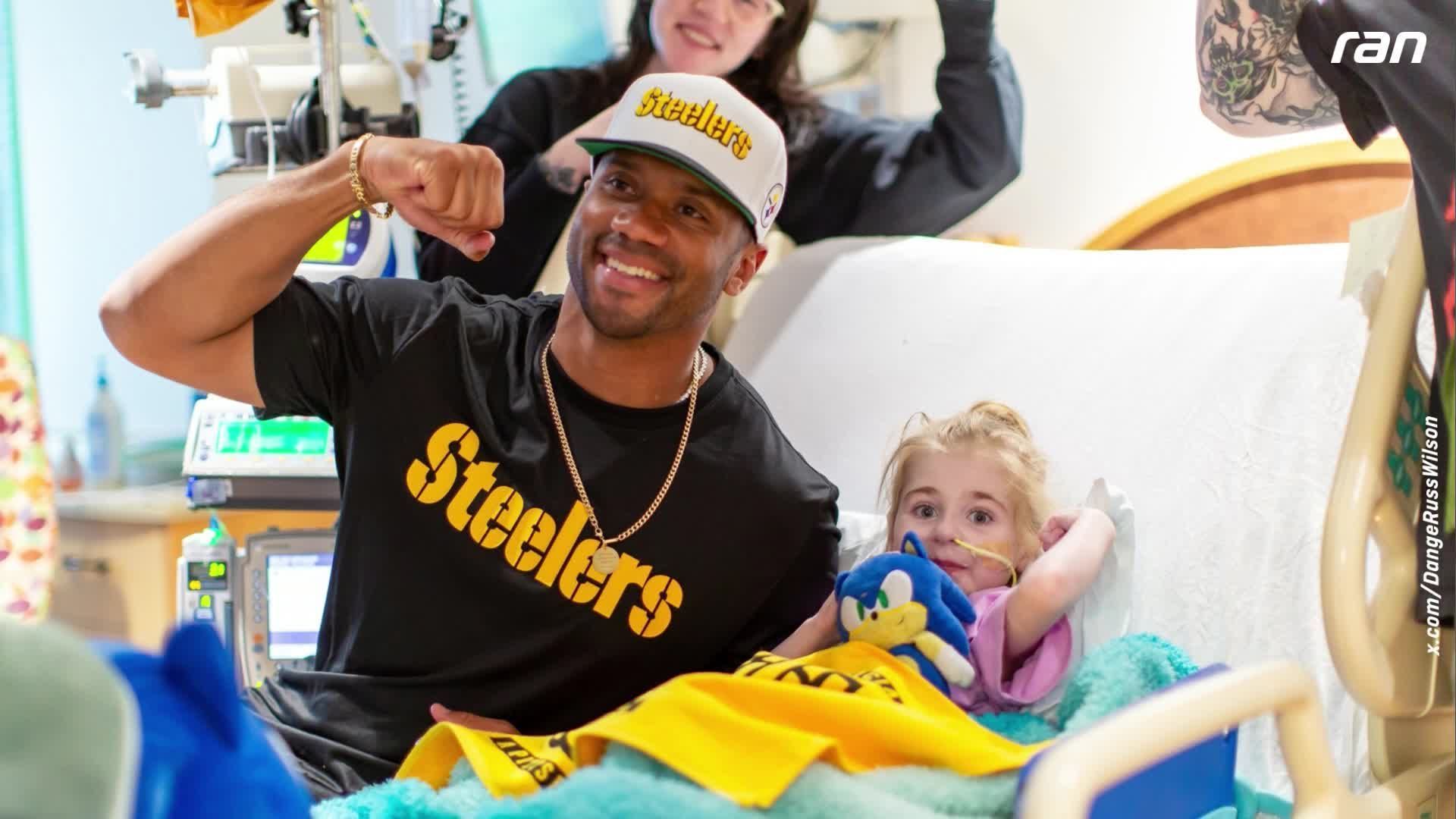 NFL: Wilson makes heart-wrenching visit to children's hospital