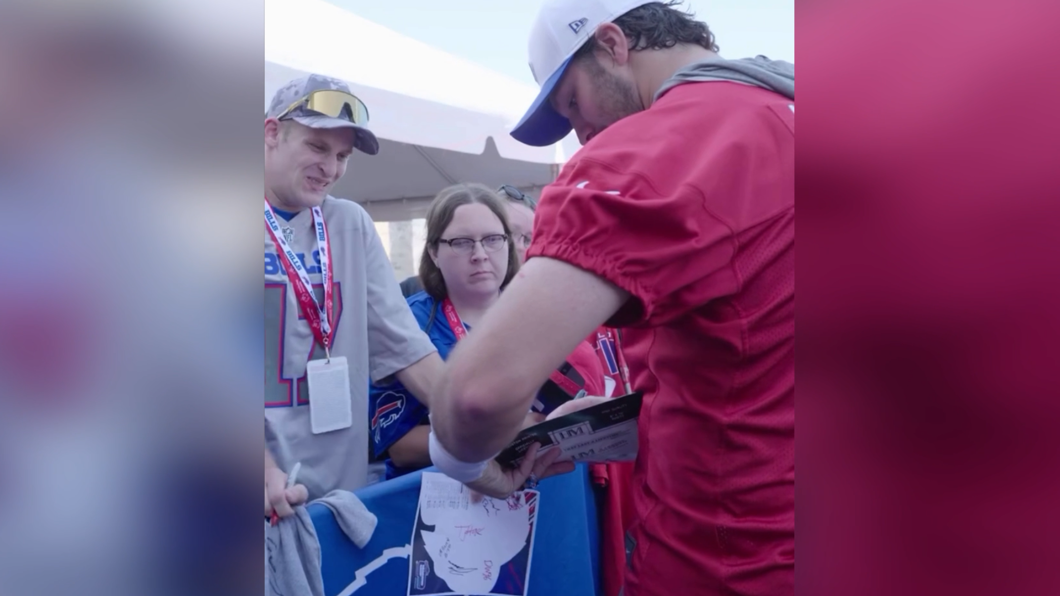 NFL: Josh Allen sorgt für rührenden Moment mit Bills-Fan