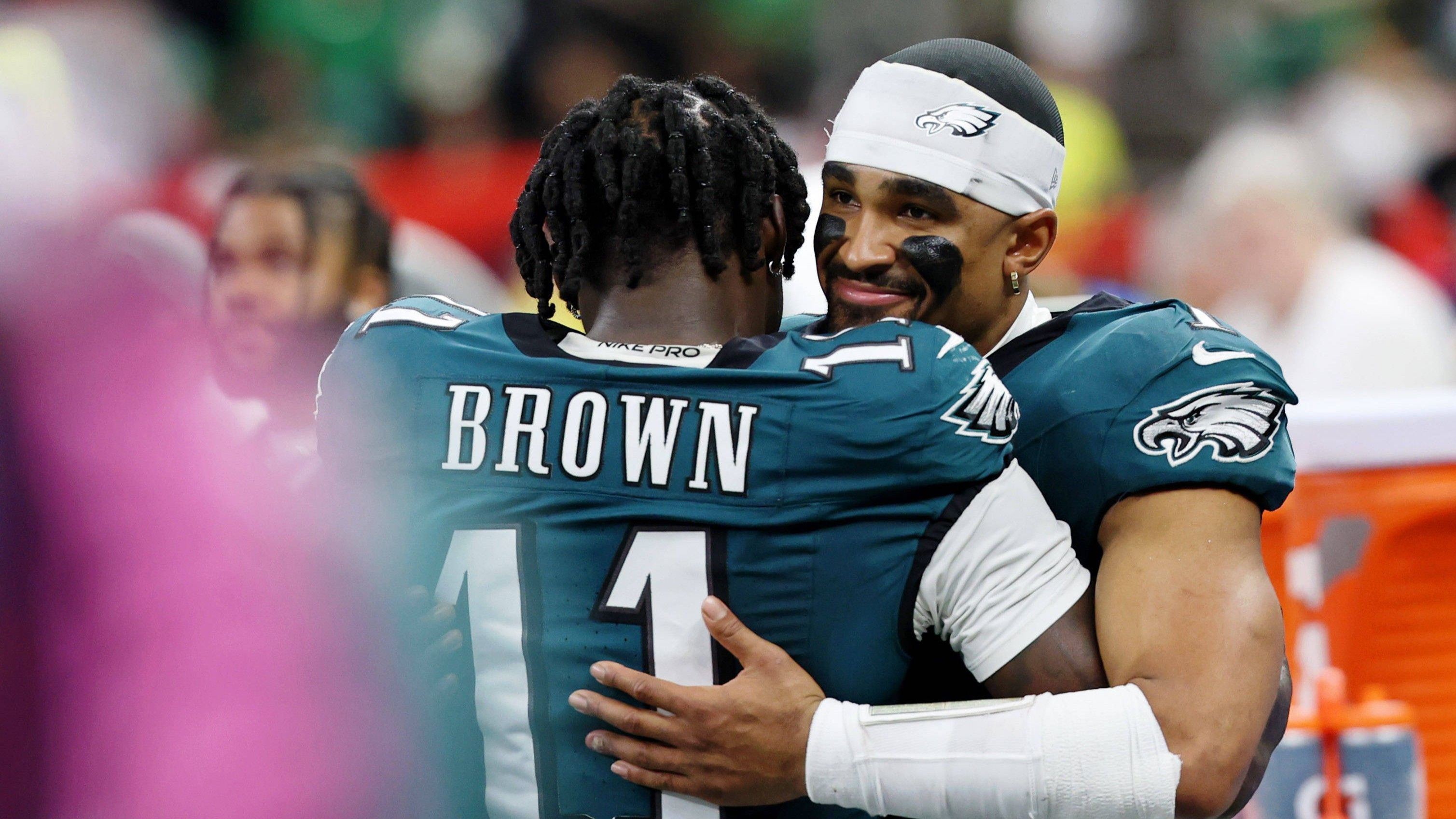 NFL: Konkurrenz für Hurts? Eagles-Star bedient Receiver-Kollegen