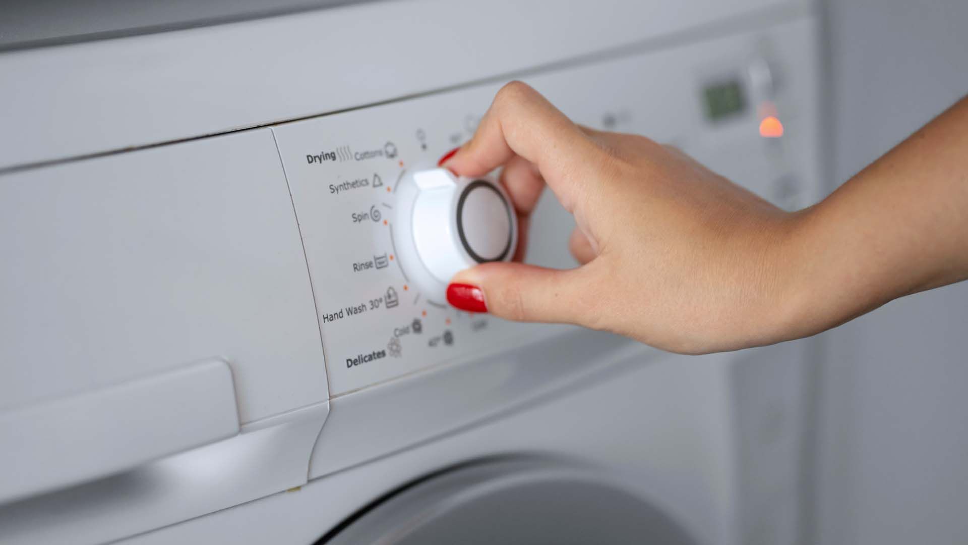 Strom sparen beim Wäschewaschen? 3 einfache Tricks!