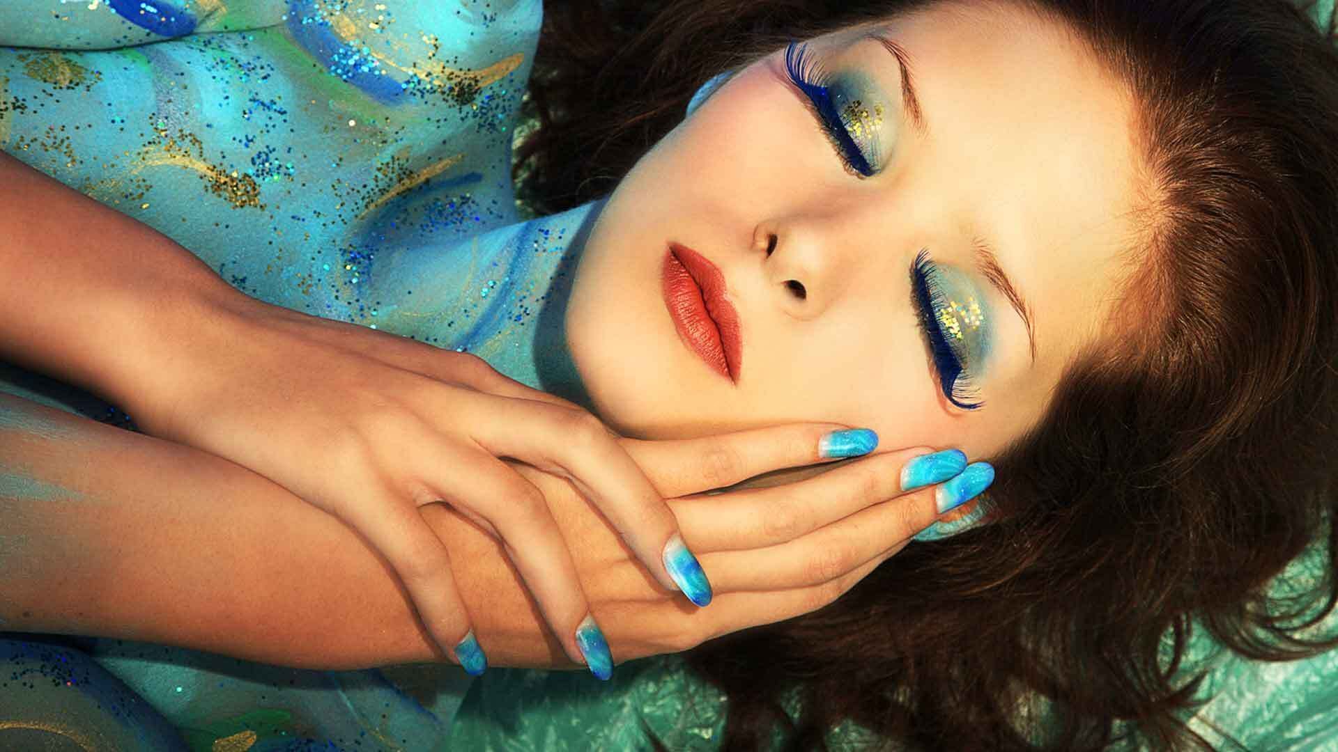 Nageltrend im Sommer: So gelingen euch die angesagten Mermaid-Nails