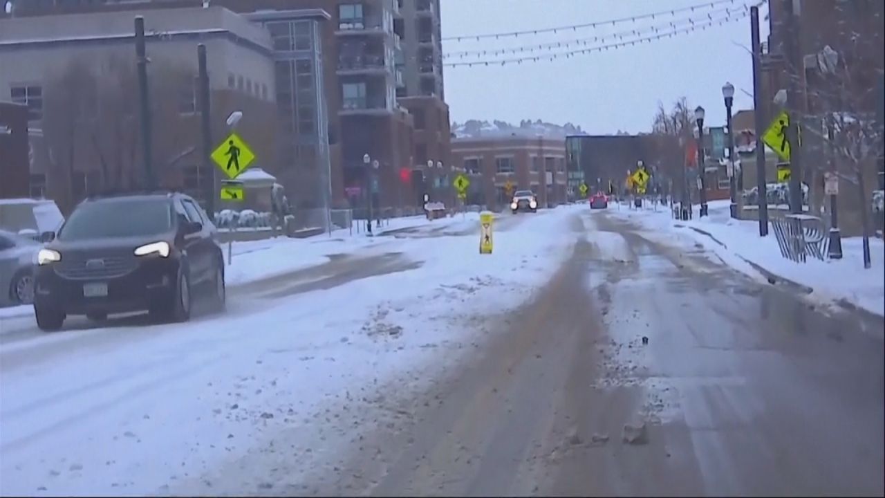 Eis- und Schneestürme: Winterchaos in Dakota und Colorado