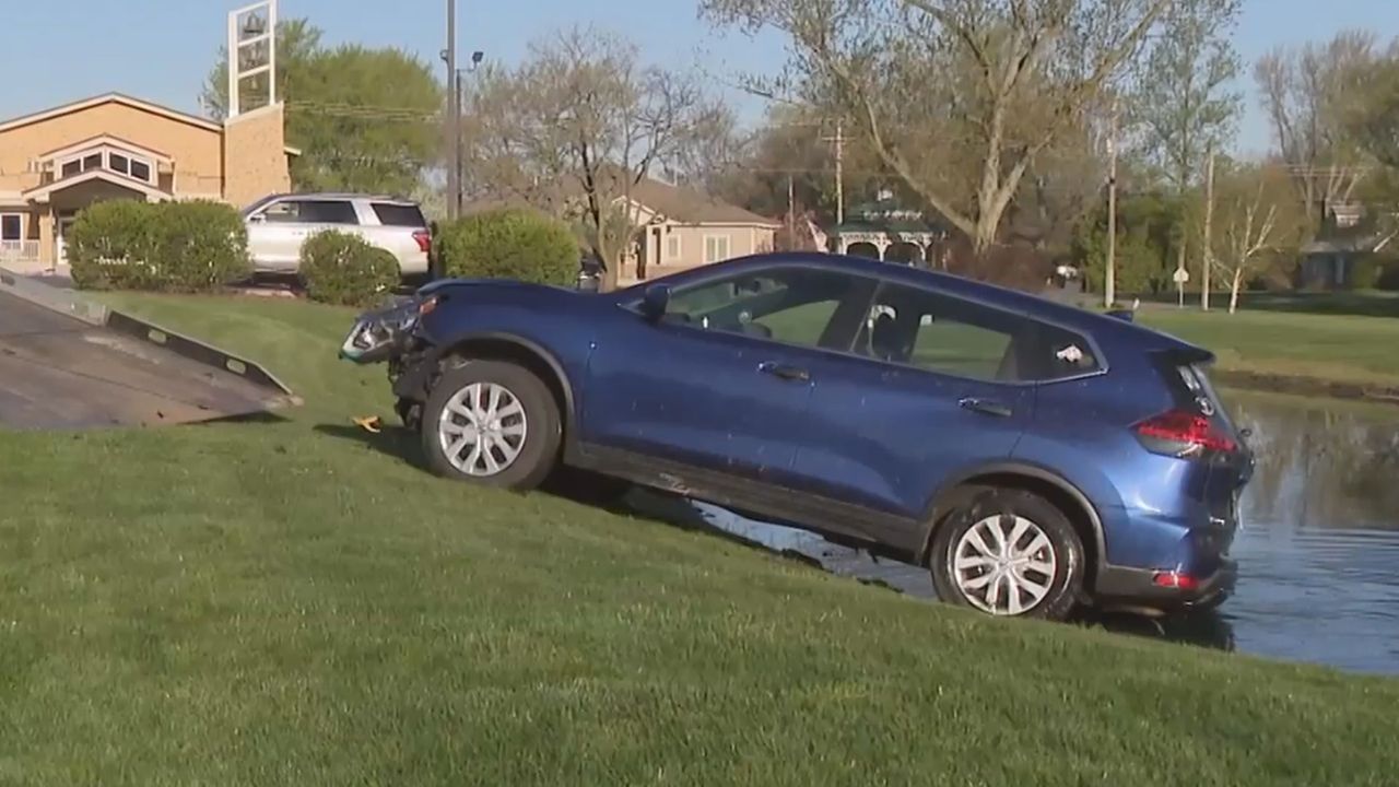 Kind stiehlt SUV: Zehnjähriger legt Unfallfahrt in Indiana hin