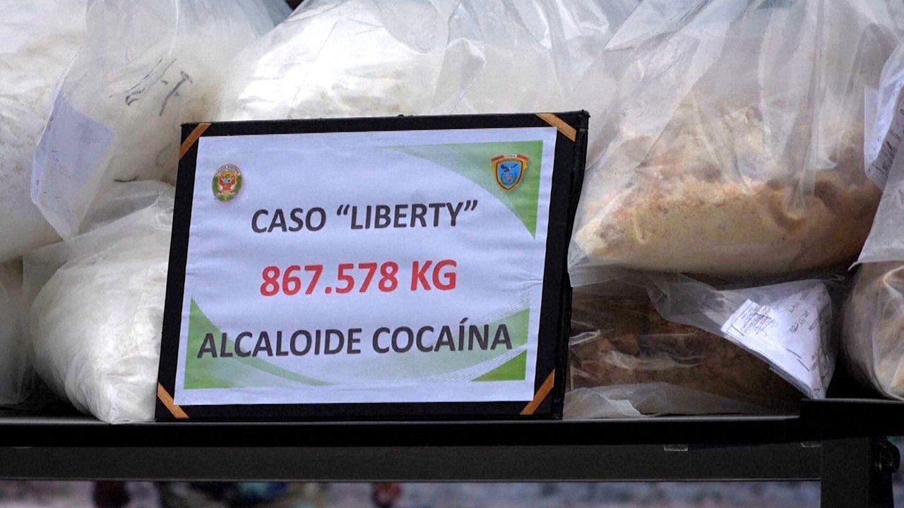 Von Mexiko nach Rotterdam: Mehr als eine Tonne Kokain in Peru beschlagnahmt