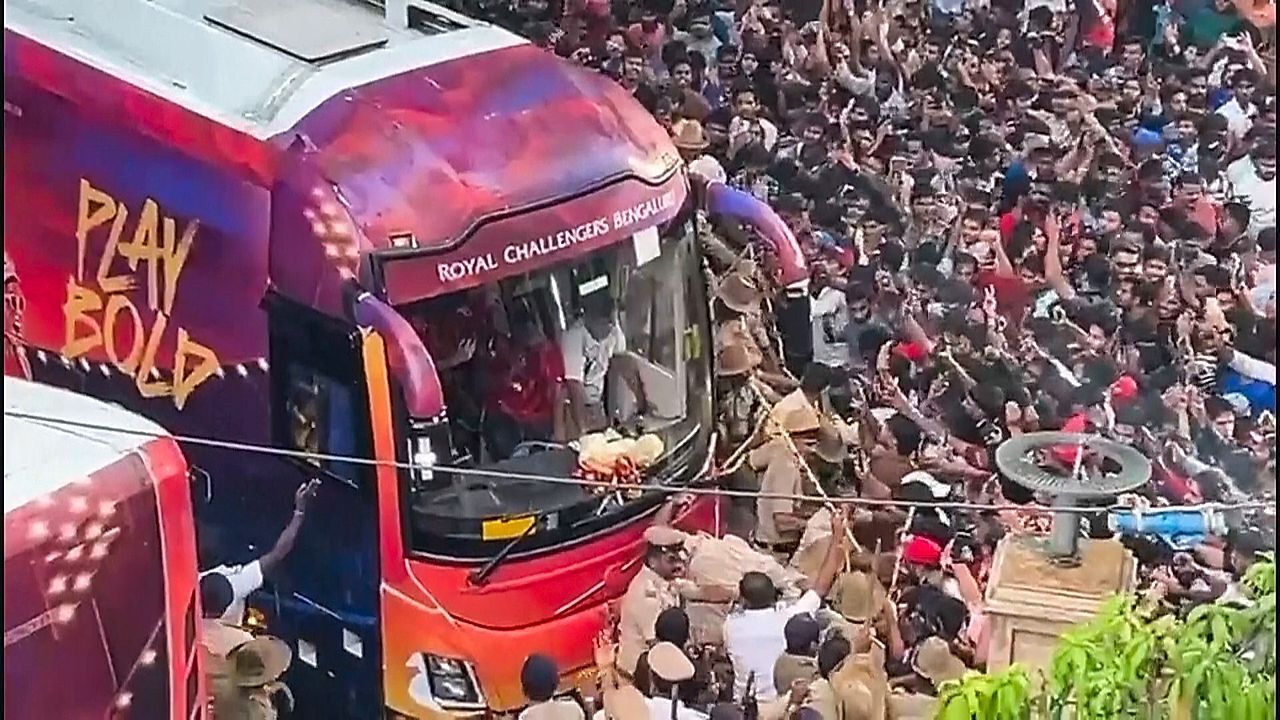 Cricket-Meisterfeier wird zur Tragödie: Tote bei Massenpanik in Indien