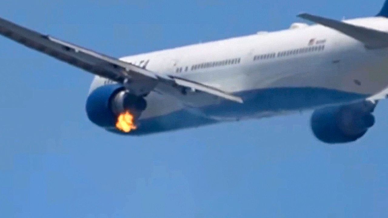 Video: Notlandung in L.A.: Boeing dreht mit brennendem Triebwerk um