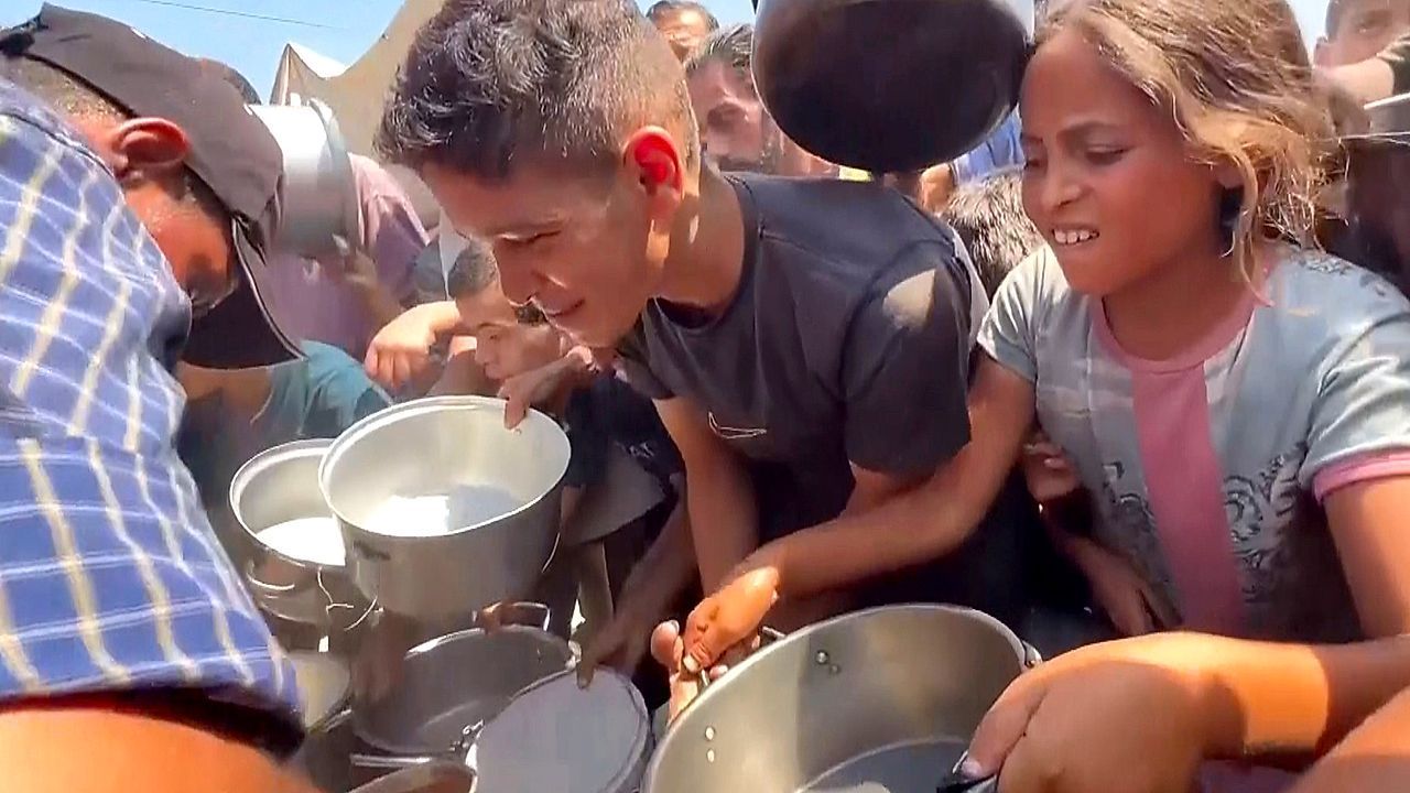 „Der Hunger klopft an jede Tür“: Hilfsorganisationen warnen vor Massenhungersnot in Gaza